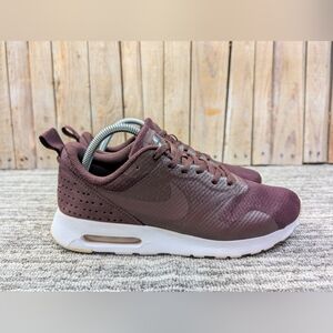 Nike Womens Air Max Tavas 916791-602 Burgundy Running Shoes Women 9.5